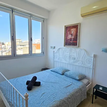 Marina Sea View Apartment *